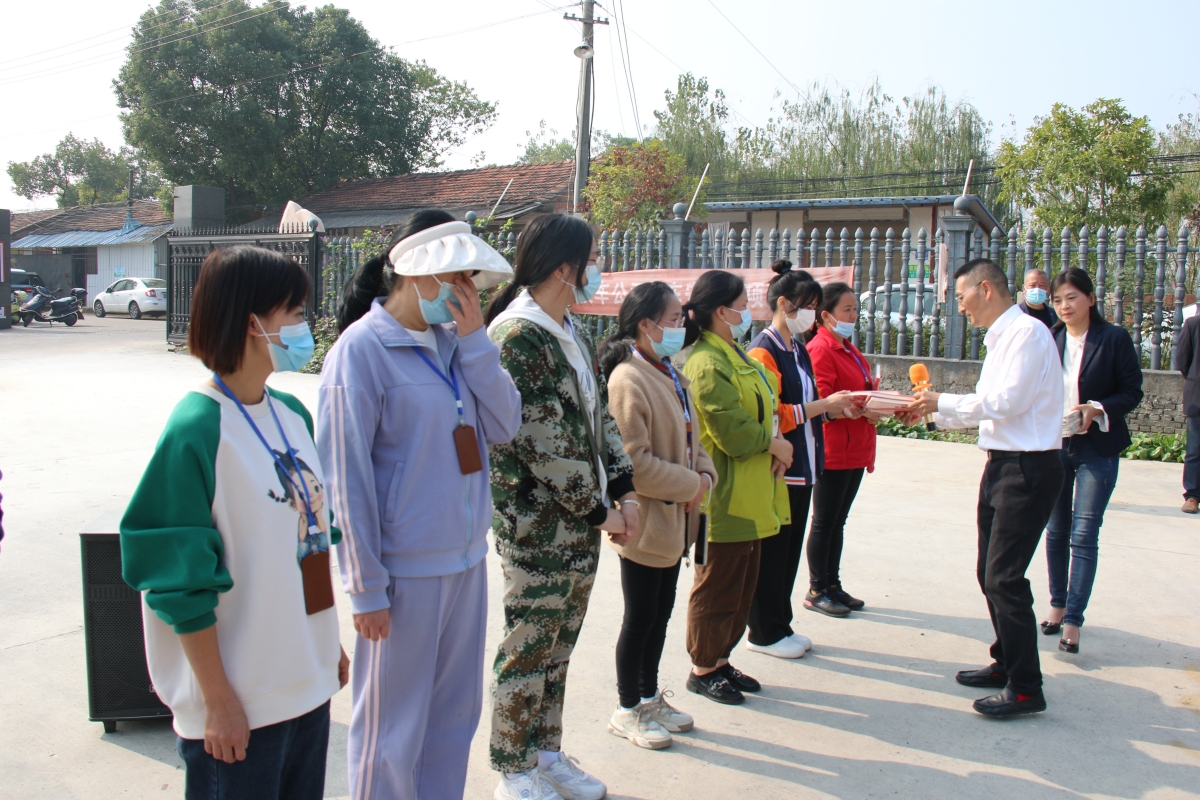 常德市湘北汽車運輸有限公司,常德包車客運,常德旅游服務(wù),校車服務(wù)