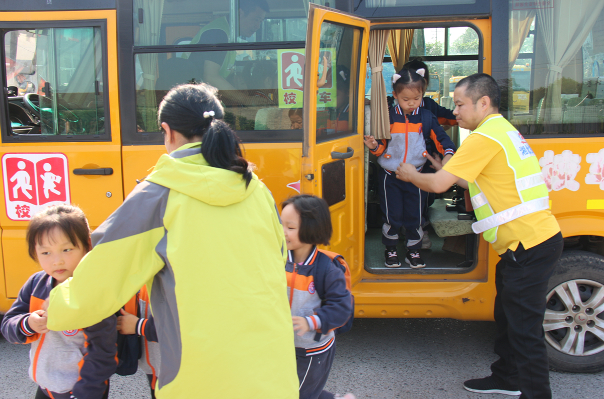 常德市湘北汽車運輸有限公司,常德包車客運,常德旅游服務,校車服務