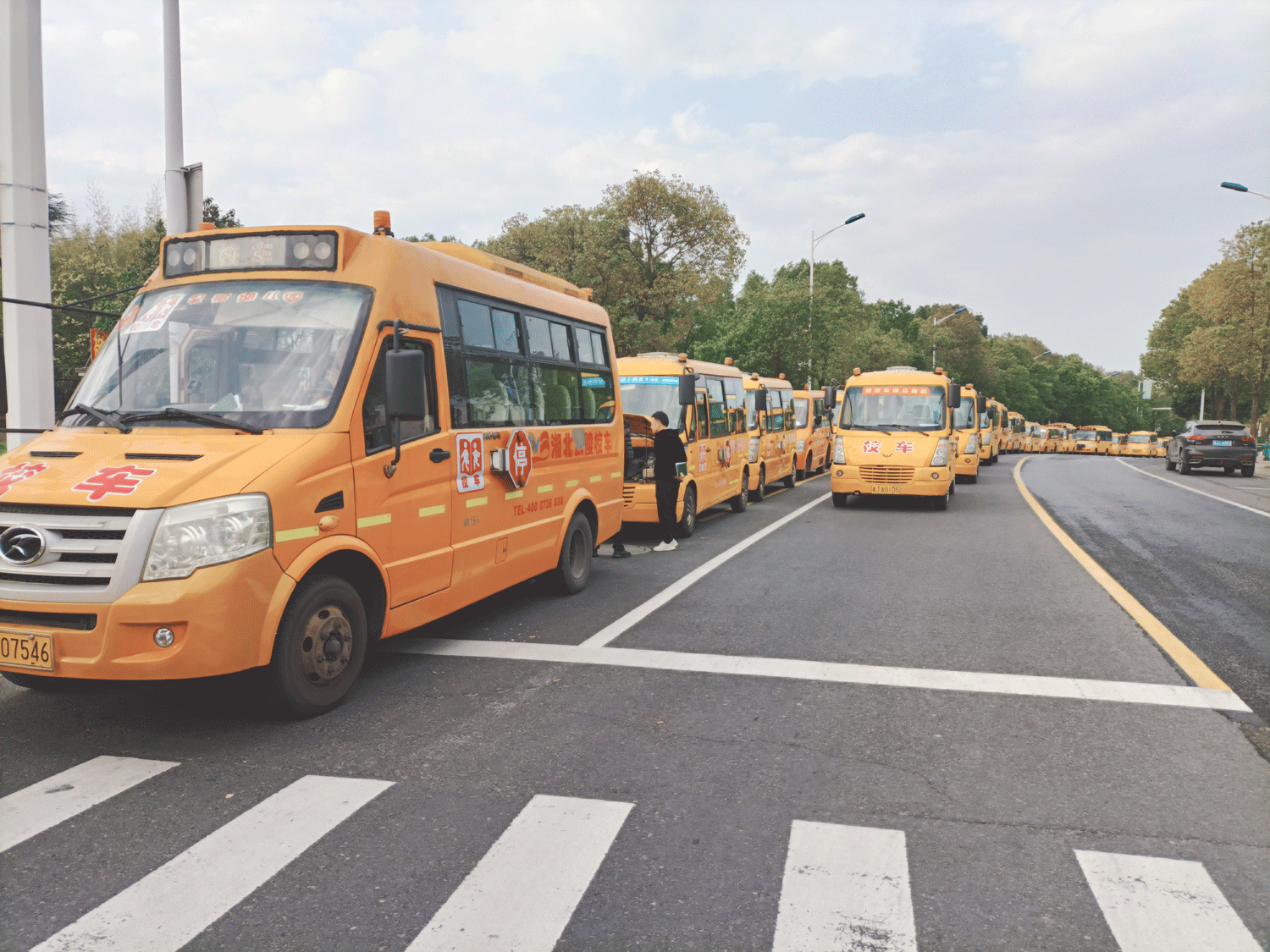 常德市湘北汽車(chē)運(yùn)輸有限公司,常德包車(chē)客運(yùn),常德旅游服務(wù),校車(chē)服務(wù)